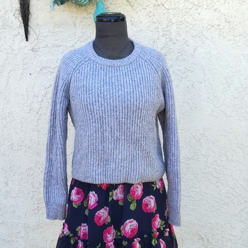 Brandy Melville Gray sweater OS | 3 for $16